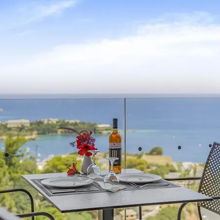 מלון Panorama Village 4*